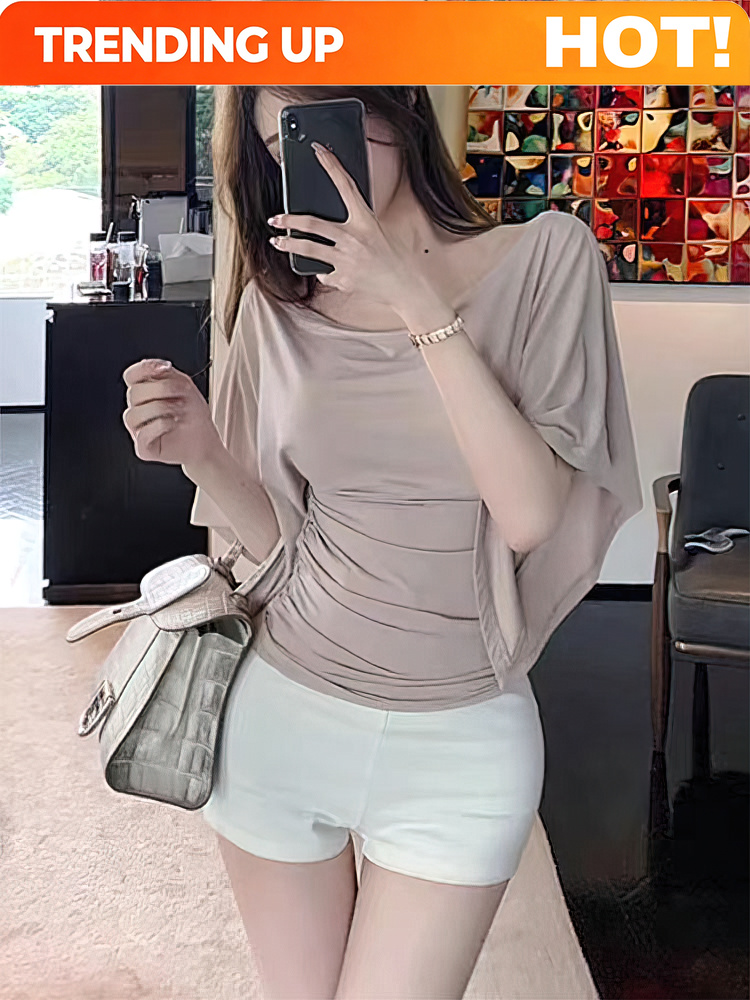T Shirt Tight Fit - Damska seksowna letnia koszulka z odkrytymi