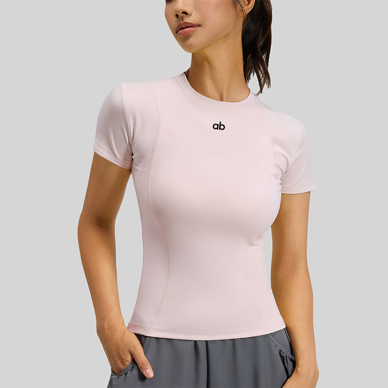 Letnia koszulka do jogi w nowy – T Shirt Tight Fit recenzja i cena